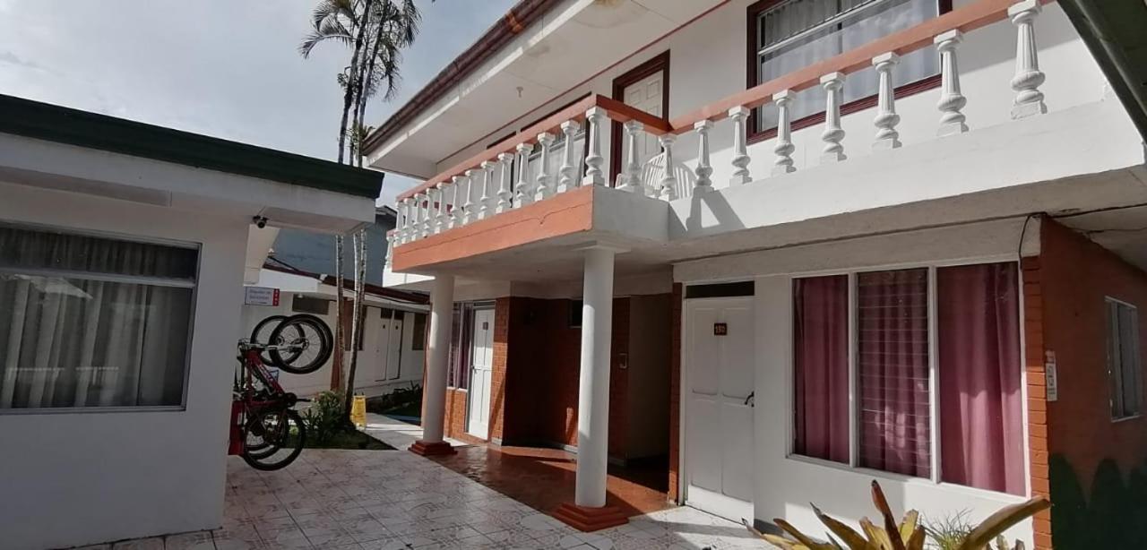 Geliwa B&B Turrialba Exteriör bild